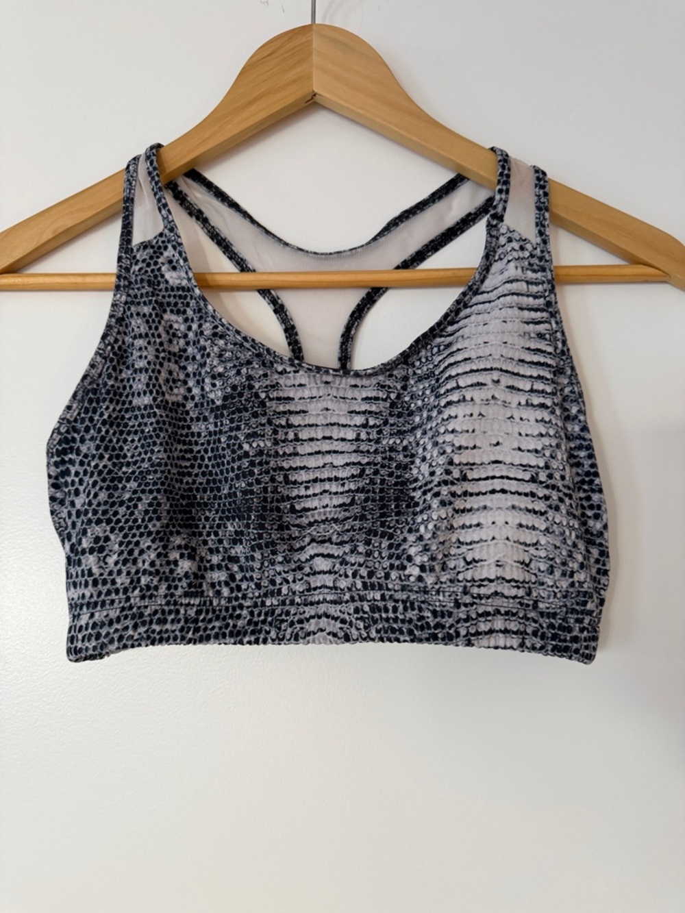 Varley Black and White Snakeskin Print Sports Bra Crisscross Mesh Back Small
